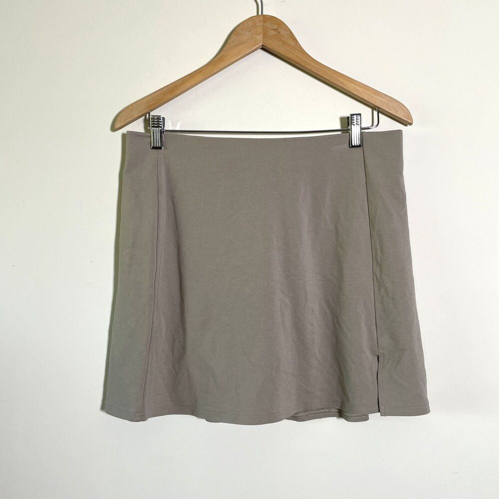 American Eagle Womens High Waisted Skort Sz L Mini Skirt Tan NWT Pull On Casual